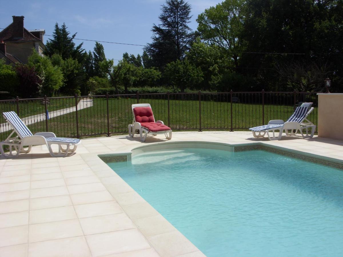 Bed and Breakfast Domaine De Sainte Anne Venoy Exterior foto