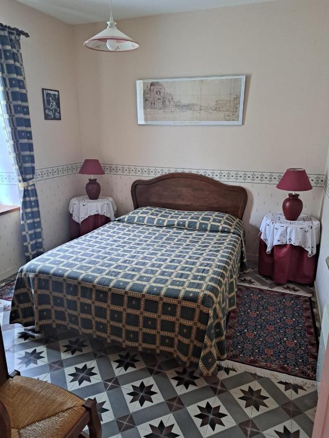 Bed and Breakfast Domaine De Sainte Anne Venoy Exterior foto